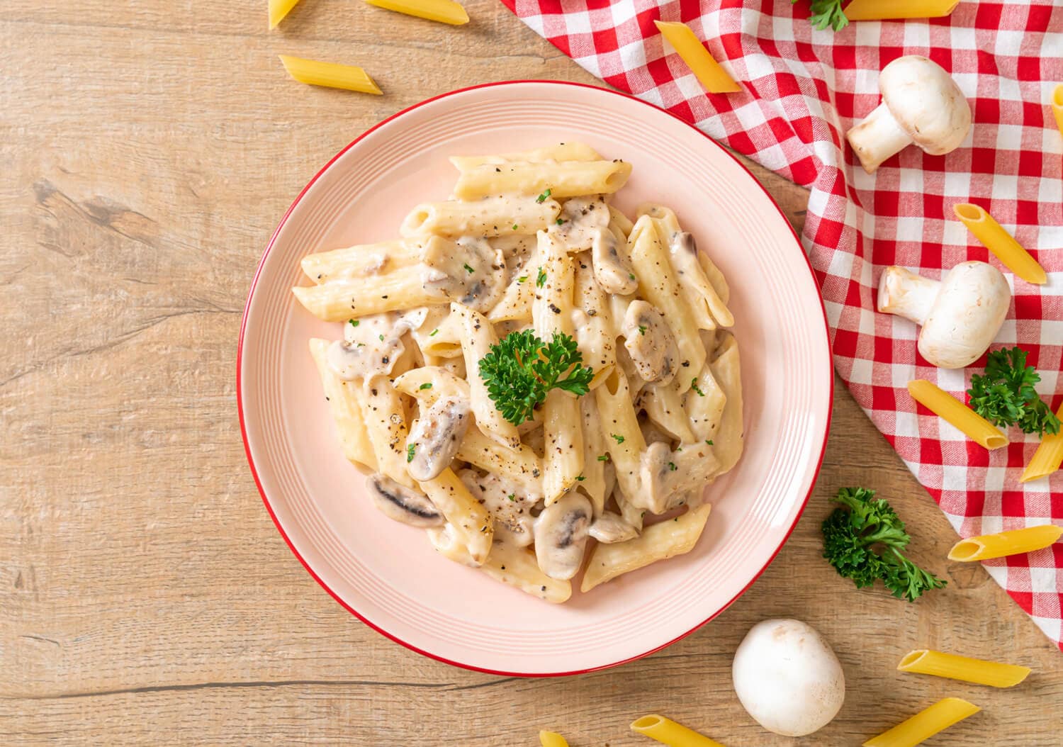 Creamy Garlic Mushroom Penne Pasta - TwointheKitchen