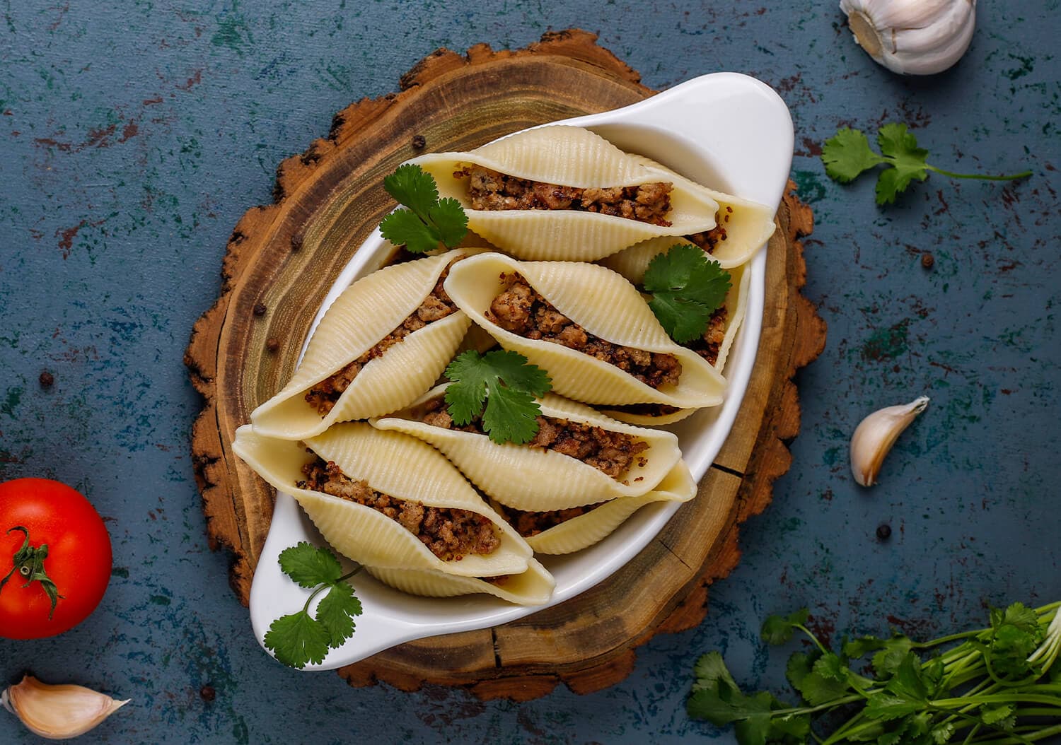Spinach Ricotta Stuffed Vegan Pasta Shells - TwointheKitchen
